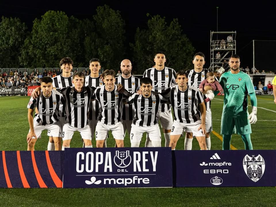 Cruel final para el Castellonense en una noche para la historia