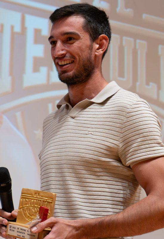 El Tertulión se rinde a los pies de Quique Llopis tras su año más brillante