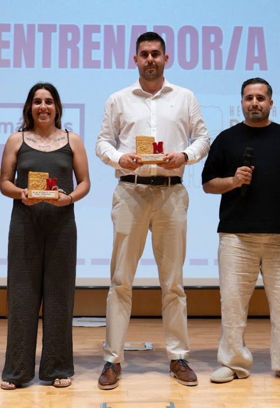 Los maestros tienen nombre y apellidos en los galardones de El Tertulión