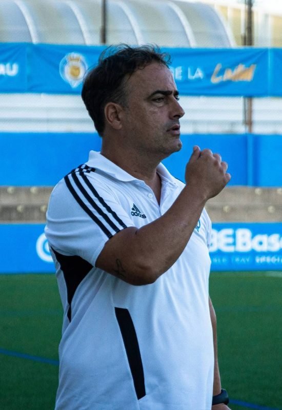 Alberto Gregori y el  CF Gandia se juegan la estabilidad en Alzira